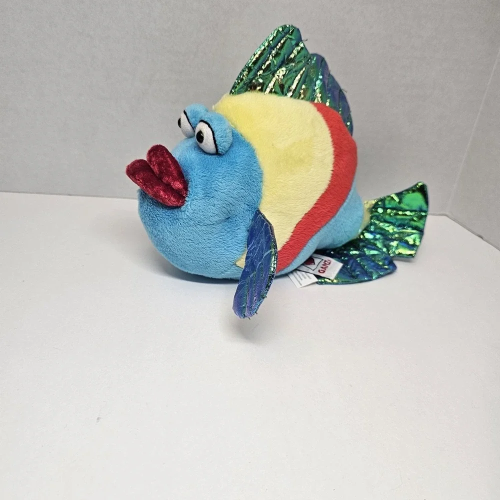 GANZ Webkinz Pucker Colorful Fish Plush‎ Iridescent Fins. Big Lips
